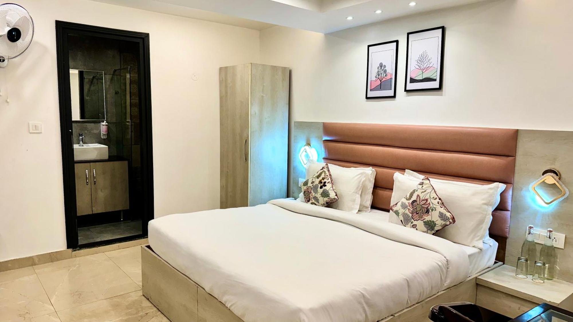 Hotel Pride Inn - 800 Mts From Mall Road ムスーリー エクステリア 写真