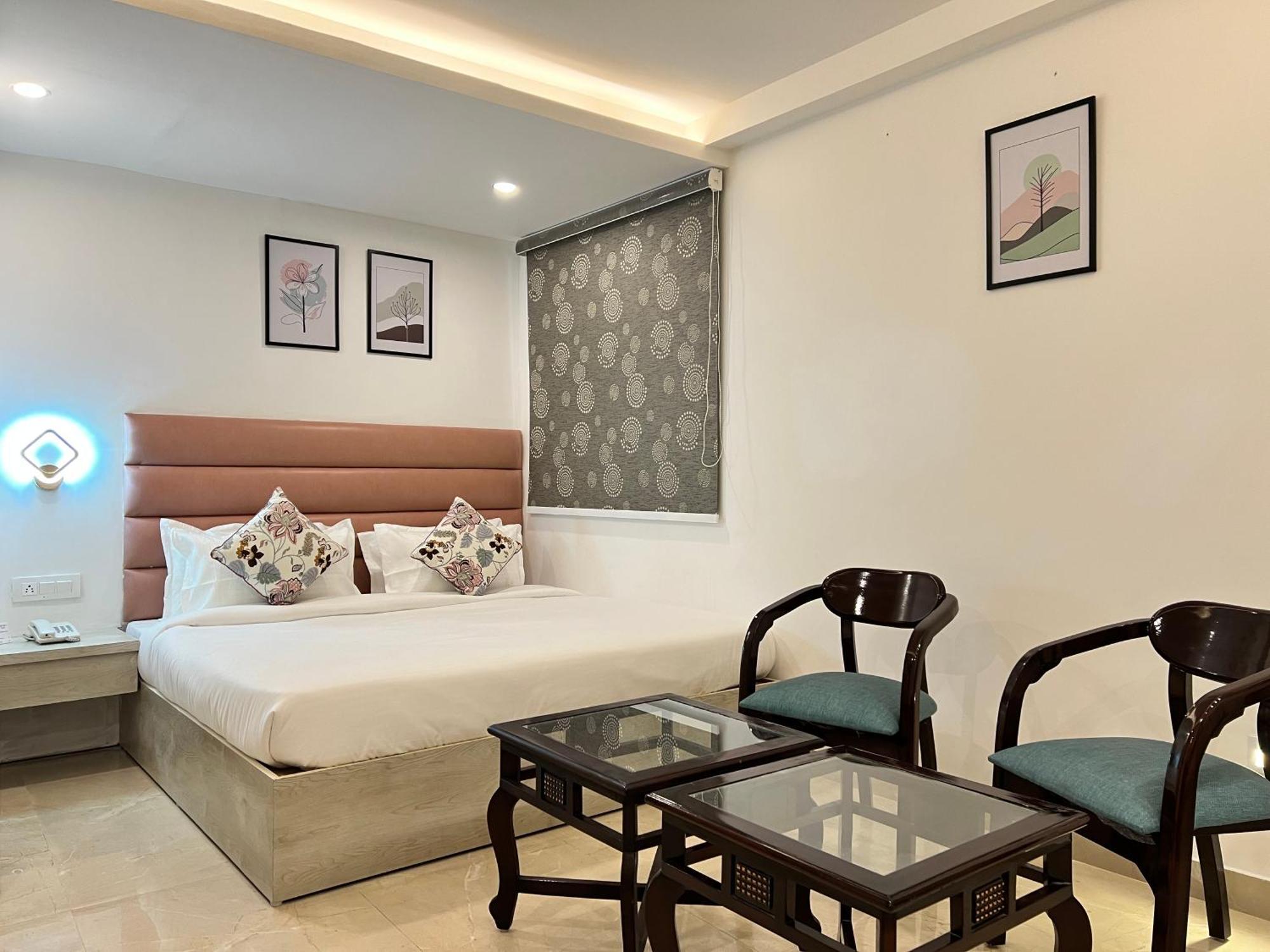 Hotel Pride Inn - 800 Mts From Mall Road ムスーリー エクステリア 写真
